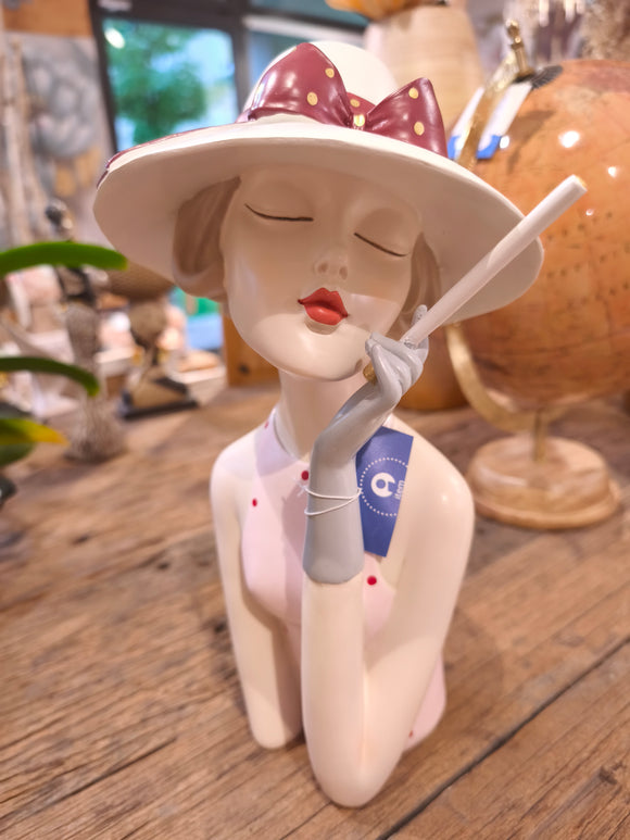 Donna mezzo busto 173