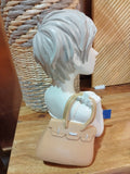 Donna mezzo busto 174